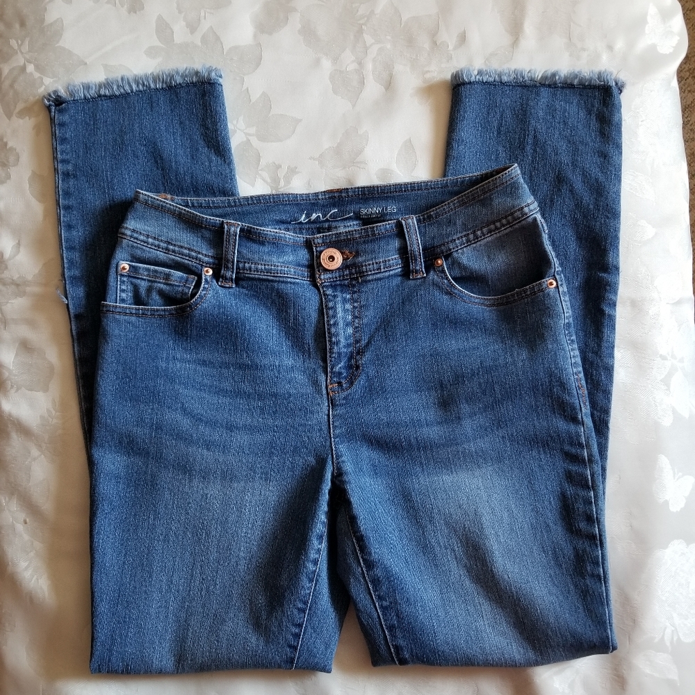 INC Skinny Leg Jeans Sz 2